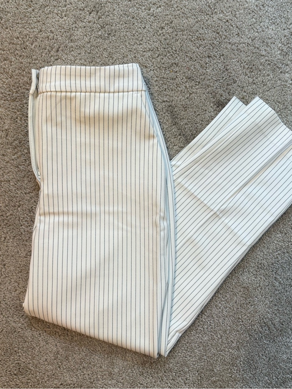 Express Editor Super High Rise Straight Ankle White Pinstripe Pants Size 8
